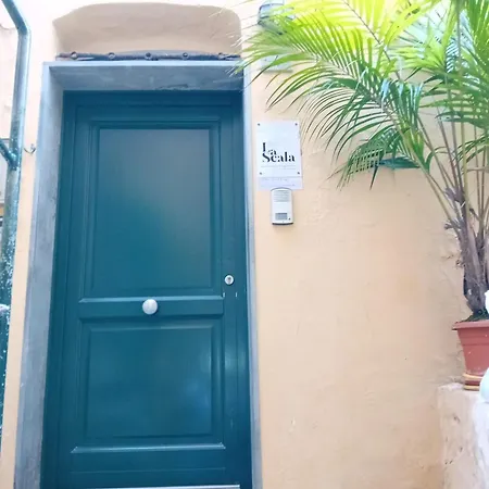 La Scala Cinqueterre * ורנאצה
