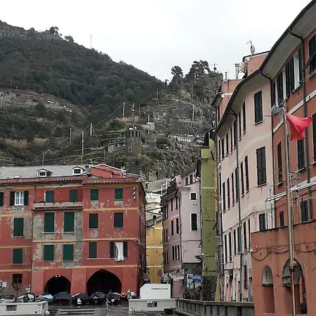 La Scala Cinqueterre فيرناتْسا